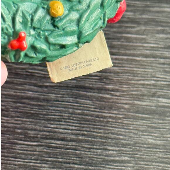 VTG 1992 Lustre Fame LTD Mouse Mice Christmas Is Sharing Ornament Wreath Bow - Picture 8 of 13